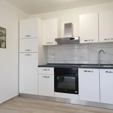 Ferienhaus Novo Naselje *